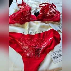 NWT LA Perla Bra and Panty Red Lace